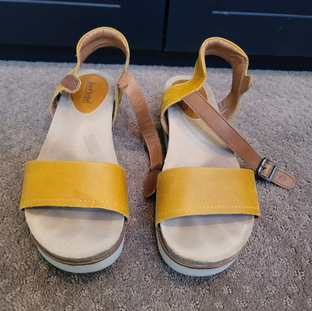 Josef Seibel yellow leather sandal size 39